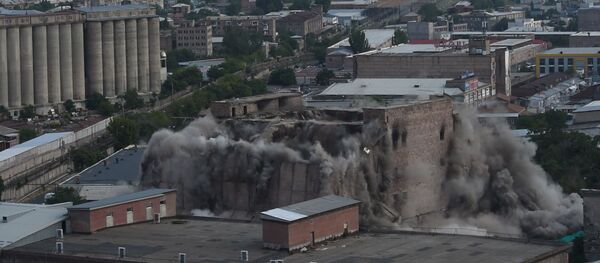 Երևանում պայթեցրին «Ձյունիկ սառնարան» ՍՊԸ-ի շենքը Երևանում պայթեցրին «Ձյունիկ սառնարան» ՍՊԸ-ի շենքը - Sputnik Արմենիա