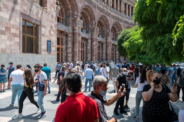 Это не вопрос танцулек: в Армении взбунтовались представители сферы развлечений  - Sputnik Армения