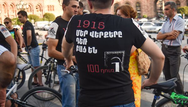 Երևանում «100 դուռ» նախագծի շրջանակում հեծանվաերթ անցկացվեց - Sputnik Արմենիա