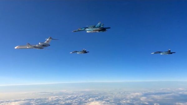 СПУТНИК_Российские самолеты группами вылетали с сирийской авиабазы в РФ - Sputnik Армения