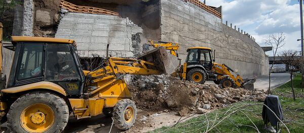 В результате обрушения была перекрыта городская трасса В результате обрушения была перекрыта городская трасса - Sputnik Արմենիա