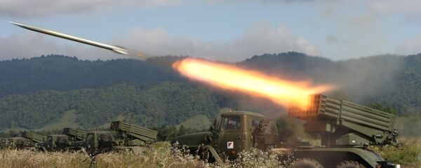 Артиллеристы ЮВО в проведут стрельбы РСЗО Град горах Армении Артиллеристы ЮВО в проведут стрельбы РСЗО Град горах Армении - Sputnik Армения