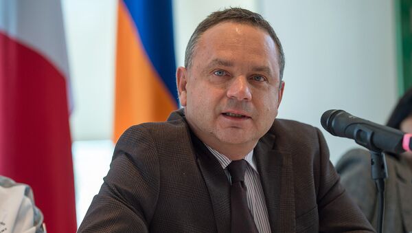 Посол Франции в Армении Жан Франсуа Шарпантье - Sputnik Армения