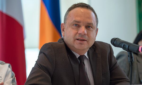 Посол Франции в Армении Жан Франсуа Шарпантье Посол Франции в Армении Жан Франсуа Шарпантье - Sputnik Армения