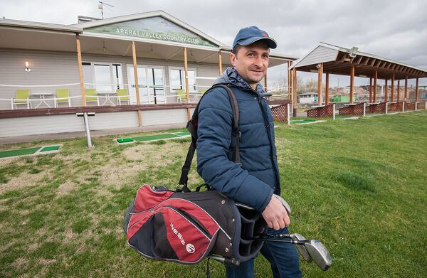 Генеральный секретарь Ассоциации гольфа Армении Карен Ованнисян Генеральный секретарь Ассоциации гольфа Армении Карен Ованнисян - Sputnik Արմենիա