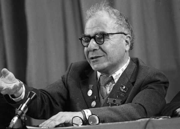 Советский астрофизик, академик Виктор Амбарцумян - Sputnik Армения