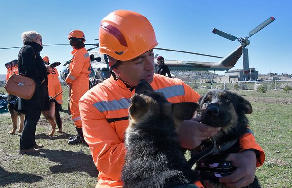 Открытие армяно-российского центра гуманитарного реагирования Открытие армяно-российского центра гуманитарного реагирования - Sputnik Արմենիա