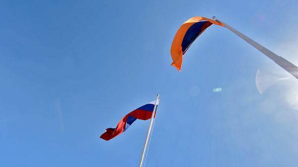 Հայաստանի և Ռուսաստանի դրոշներ - Sputnik Արմենիա