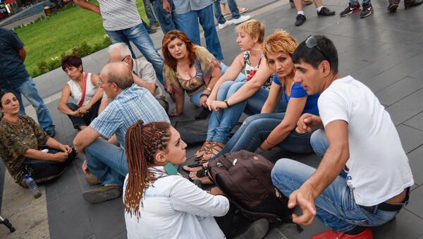 акция сидячая забастовка демонстранты активисты - Sputnik Արմենիա