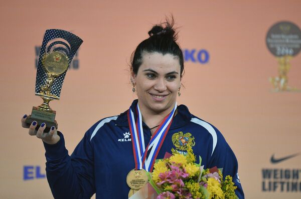 Самые выдающиеся армянские спортсменки, или Как слабый пол доказывает силу Самые выдающиеся армянские спортсменки, или Как слабый пол доказывает силу - Sputnik Армения