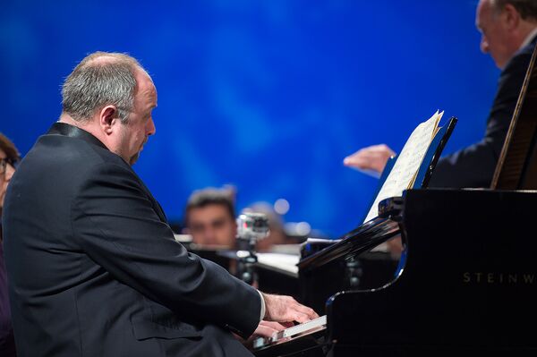 Концерт-акция «Музыканты за мир» Концерт-акция «Музыканты за мир» - Sputnik Армения