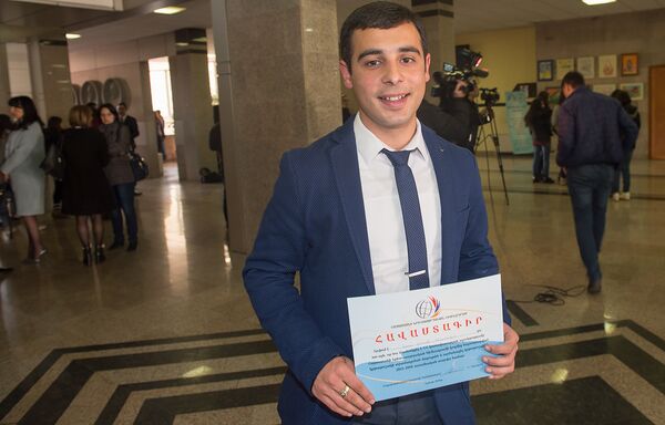 Эдгар Мнацаканян - Sputnik Արմենիա