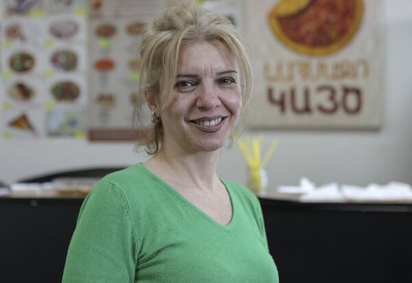 Салби Чилингарян-Джабахчурян Салби Чилингарян-Джабахчурян - Sputnik Армения