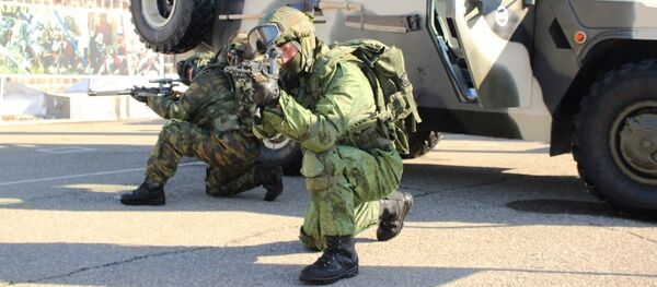 Разведчики ЮВО обезвредили условного противника в горах Армении - Sputnik Армения