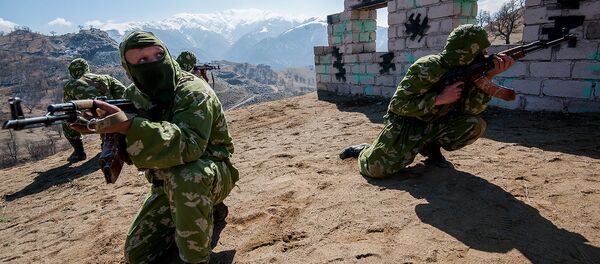Учения российских войск в армянских горах Учения российских войск в армянских горах - Sputnik Армения