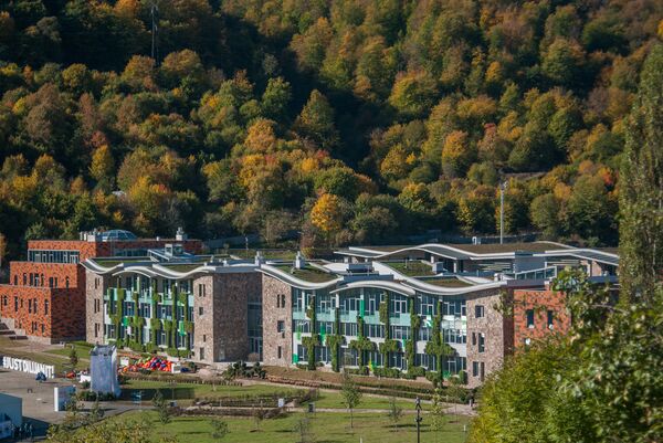 Международная школа Дилижана Международная школа Дилижана - Sputnik Արմենիա