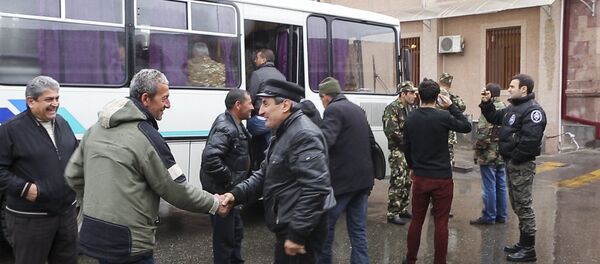 Добровольцы Еркрапа Добровольцы Еркрапа - Sputnik Արմենիա