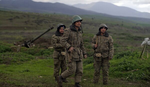 Хлеба и зрелищ армянскому обществу... А завтра была война - Sputnik Армения