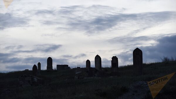 Гадрут. Нагорный Карабах. Кладбище - Sputnik Արմենիա