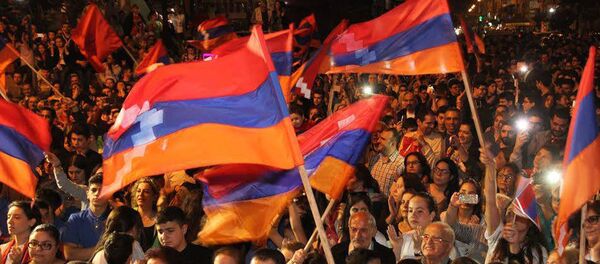 Шествие армян Бурдж-Амуда против агрессии Азербайджана - Sputnik Армения