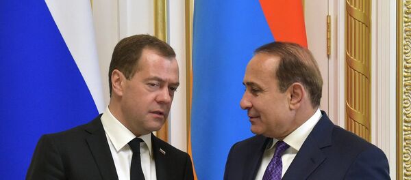 Официальный визит премьер-министра РФ Д. Медведева в Армению Официальный визит премьер-министра РФ Д. Медведева в Армению - Sputnik Армения
