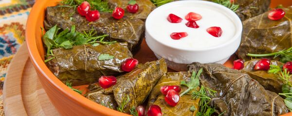 Армянская толма (голубцы с виноградными листьями) Армянская толма (голубцы с виноградными листьями) - Sputnik Արմենիա
