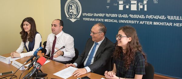 Пресс-конференция организаторов визита нобелевской премии - Sputnik Армения