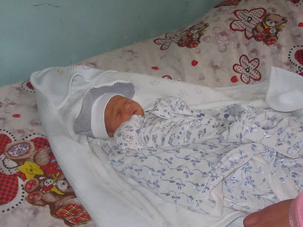 Новорожденный Тигран, которого назвали в честь Тиграна Абгаряна из Гюмри, погибшего в Джабраиле Новорожденный Тигран, которого назвали в честь Тиграна Абгаряна из Гюмри, погибшего в Джабраиле - Sputnik Армения