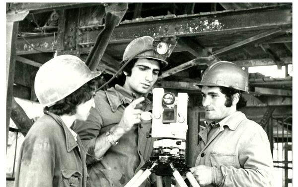 Инженеры-маркшейдеры, 1980 год - Sputnik Армения