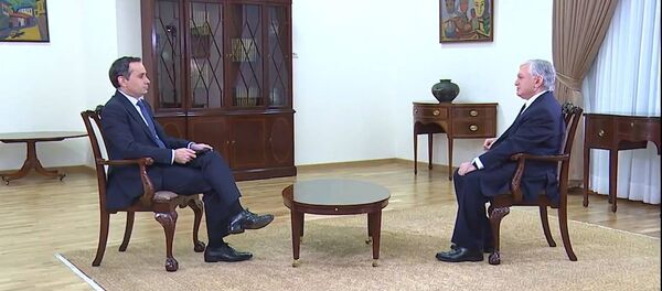 Էդուարդ Նալբանդյանը մեկնաբանել է ԼՂ շուրջ ստեղծված իրավիճակը Էդուարդ Նալբանդյանը մեկնաբանել է ԼՂ շուրջ ստեղծված իրավիճակը - Sputnik Արմենիա