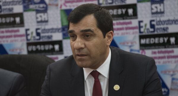 Директор федерации езидов Франции Тамаз Мхоли Директор федерации езидов Франции Тамаз Мхоли - Sputnik Армения