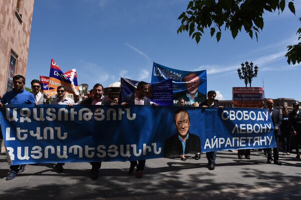 Свободу Левону Айрапетяну - протест в Ереване Свободу Левону Айрапетяну - протест в Ереване - Sputnik Армения