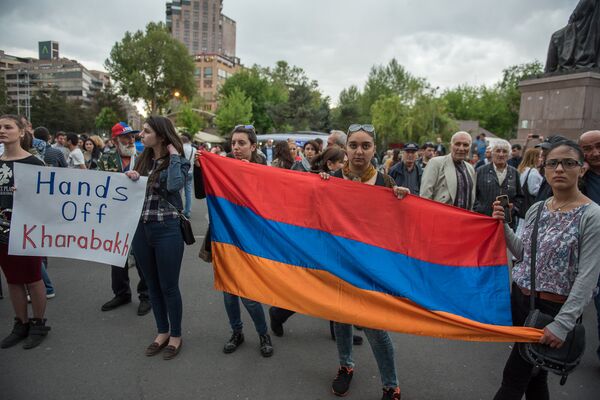 Участники акции в Ереване  - Sputnik Армения