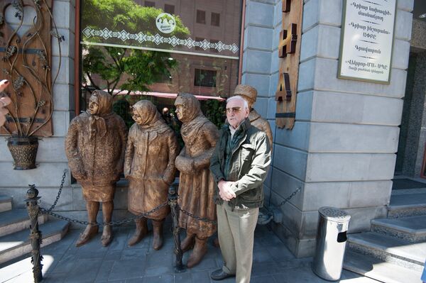 Шарль Азнавур в Ереване  - Sputnik Армения