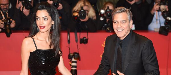 Амаль и Джордж Клуни Амаль и Джордж Клуни - Sputnik Армения