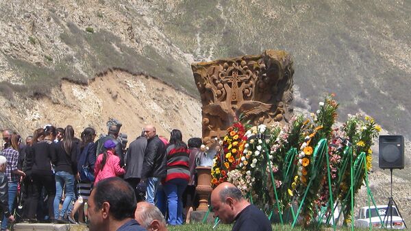 В Гюмри почтили память жертв Геноцида армян В Гюмри почтили память жертв Геноцида армян - Sputnik Արմենիա