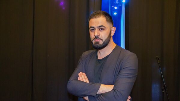 Севак Ханагян, участник шоу Голос - Sputnik Армения