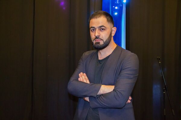 Севак Ханагян, участник шоу Голос Севак Ханагян, участник шоу Голос - Sputnik Армения