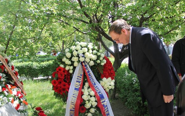 Посол России в Армении почтил память жертв Чернобыльской катастрофы - Sputnik Армения