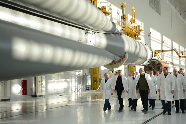 Д. Рогозин посетил космодром Восточный Д. Рогозин посетил космодром Восточный - Sputnik Армения