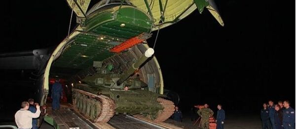 Танк, выигранный во время биатлона в России Танк, выигранный во время биатлона в России - Sputnik Армения