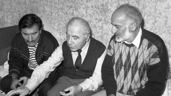 Виктор Амбарцумян и Сос Саркисян на встрече с Балаяном - Sputnik Армения