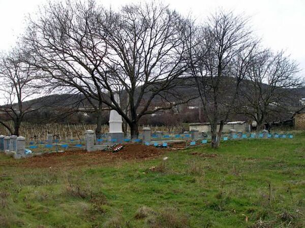 Братское кладбище воинов Приморской армии - Sputnik Армения