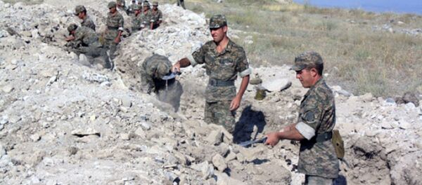 ՊԲ զինծառայողներն անտիկ դարաշրջանի դամբարանադաշտ են հայտնաբերել ՊԲ զինծառայողներն անտիկ դարաշրջանի դամբարանադաշտ են հայտնաբերել - Sputnik Արմենիա