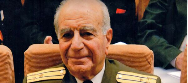 Ветеран ВОВ Петрос Петросян  - Sputnik Армения