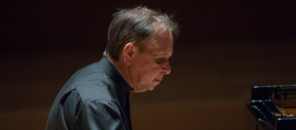 Всемирно известный пианист, лауреат премии Грэмми Михаил Плетнев Всемирно известный пианист, лауреат премии Грэмми Михаил Плетнев - Sputnik Արմենիա