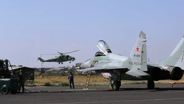 В горах Армении начались совместные летные тактические учения истребительной и армейской авиации Южного военного округа. - Sputnik Армения