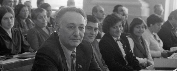 Академик Сергей Амбарцумян Академик Сергей Амбарцумян - Sputnik Армения