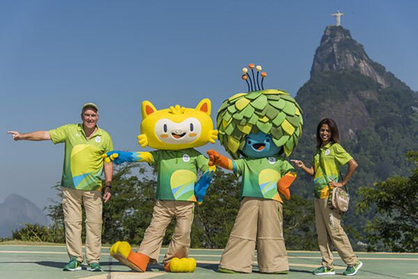 В Рио представлена экипировка волонтеров и работников Олимпийских игр В Рио представлена экипировка волонтеров и работников Олимпийских игр - Sputnik Արմենիա