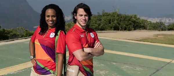 В Рио представлена экипировка волонтеров и работников Олимпийских игр В Рио представлена экипировка волонтеров и работников Олимпийских игр - Sputnik Արմենիա